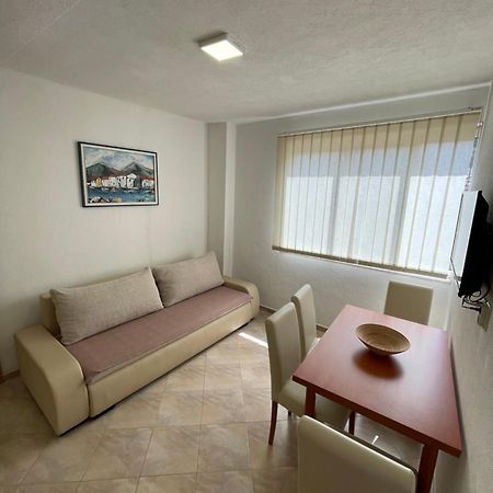 Ivan I Matej Apartments Blace Kültér fotó